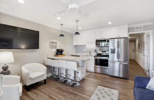 Palmetto Dunes Villa | Unspoiled Beachfront Villa Sunrises from Balcony