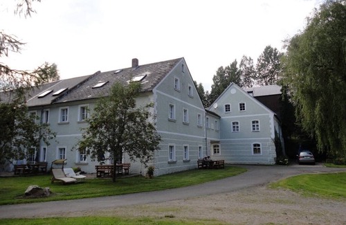Tirschenreuth Apartamento | Alojamiento en primera planta con gran logia.