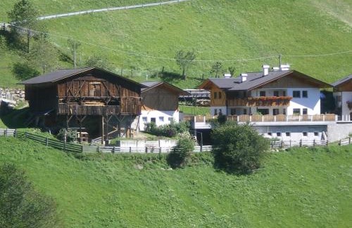 Sarentino Apartamento | Unterweg Hof