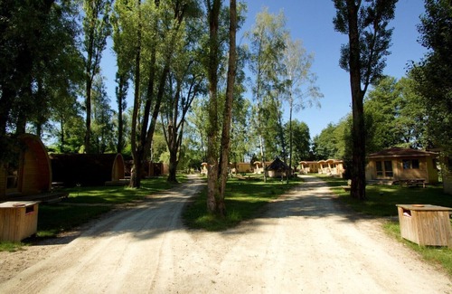 Champvert Casa | casas rurales inusuales en el corazón de la naturaleza Trailer 6