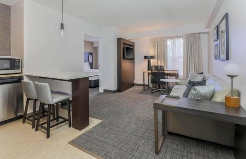 Denver West Casa | Unwind at our modern extended stay hotel in Golden, CO