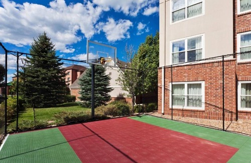 Denver West Casa | Unwind at our modern extended stay hotel in Golden, CO