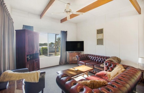 Riverglades Casa | Unwind at Riverglades Murray Bridge