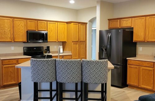 Surprise Farms Casa | Relajate en nuestro hogar " Sunrise Serenity"