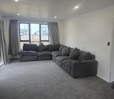 Trentham Casa | Unwind in Comfort and Style