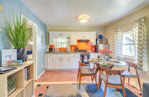 DeLand Casa | Unwind in DeLand: Fire Pit Nights & Downtown Delights!