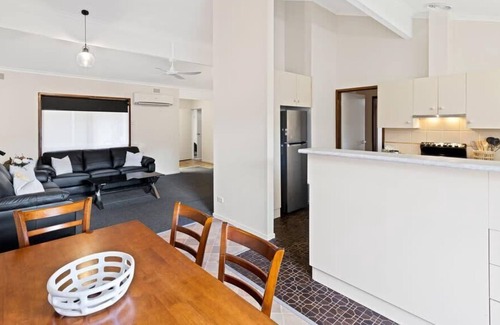 Mildura Casa | Unwind in Mildura's 3BR Hidden Gem