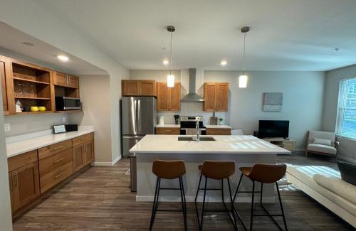 Roosevelt Casa | Unwind in Style at Fargo's Hidden Gem! #102