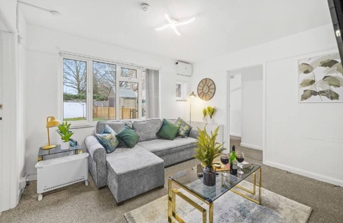 Chelmsford Apartamento | Unwind @ Prime Apartment - Chelmsford