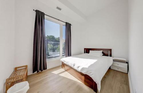 Downtown Toronto Apartamento | UofT St George Campus Penthouse
