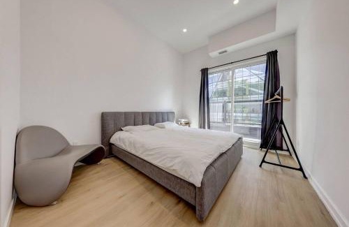 Downtown Toronto Apartamento | UofT St George Campus Penthouse