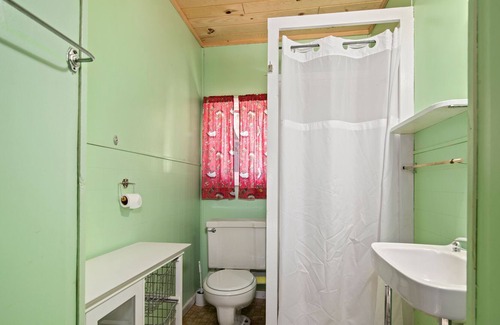 Lake Edward Township Cabina | Up North Resort Located on Beautiful Pelican Lake in Nisswa, MN!
