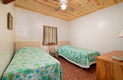Nisswa Cabina | Up North Resort Located on Beautiful Pelican Lake in Nisswa, MN!