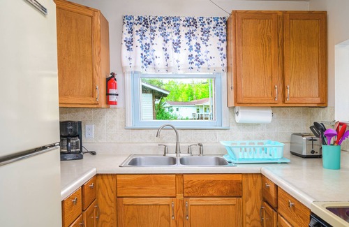 Rumely Cabaña | UP Sunrise Cottages #3 - Family Friendly Resort