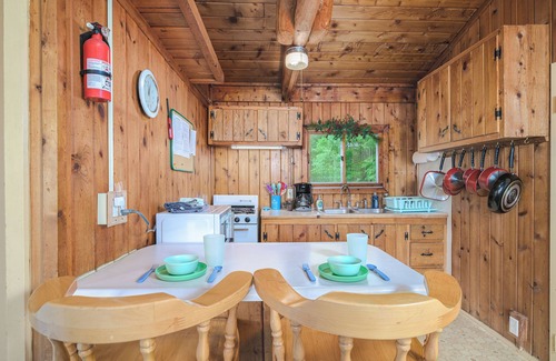 Rumely Cabaña | UP Sunrise Cottages #4 - Family Friendly Resort
