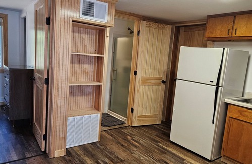 Rumely Cabaña | UP Sunrise Cottages #7B Duplex - Family Resort
