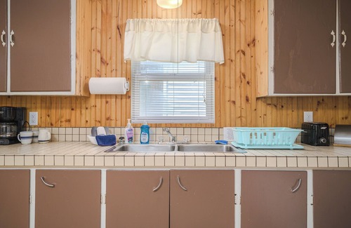 Rumely Cabaña | UP Sunrise Cottages #8 - Family Friendly Resort