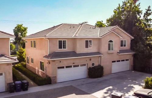 Ontario Apartamento | Up to 20% off weekly stay 3BR 2.5 miles to airport