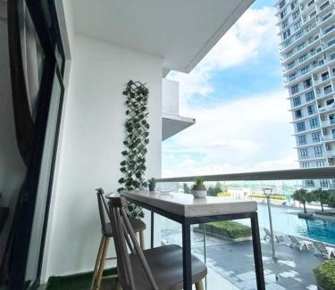 Taman Bukit Mewah Apartamento | Up to 9 Person, Next to Paradigm Mall's new Theme park, Escape JB