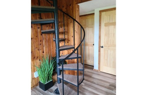 Davis Cabina | Upbeat Cabin - Serene Mountain escape @ Black Bear Resort