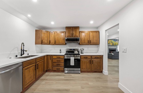 Catalina Island Apartamento | Updated 2 bedroom unit with OCEAN VIEWS!