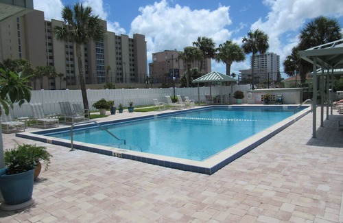 Ocean View Halifax Estates Condominio | Updated 2 bed, 2 bath condo, sleeps 5, unit 202