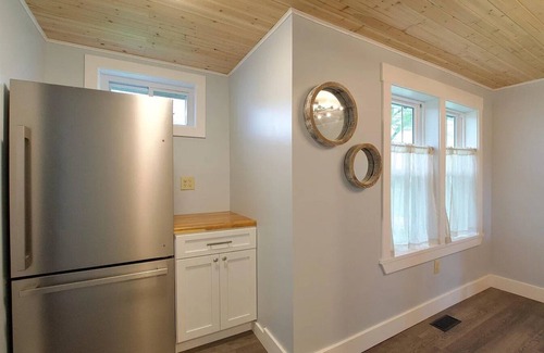 Canaan Valley Casa | Updated 2BR/2BA cottage in the heart of Davis, WV!