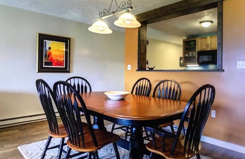 Intervale Condominio | Actualizado 3 dormitorios, 2 baños condominio con hermosas vistas a la montaña