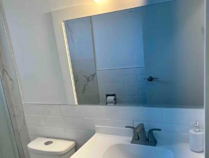 Forest Lawn Apartamento | Updated 3 Bedroom Bungalow w Patio