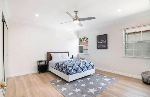 Faircrest Heights Casa | Updated 3-Bedroom LA Home with Backyard, BBQ & Family-Friendly Amenities