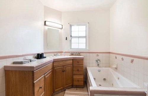 Faircrest Heights Casa | Updated 3-Bedroom LA Home with Backyard, BBQ & Family-Friendly Amenities