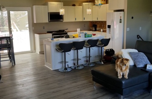 Angola Casa | Updated 4 Bedroom Home on 1/2 acre lot!