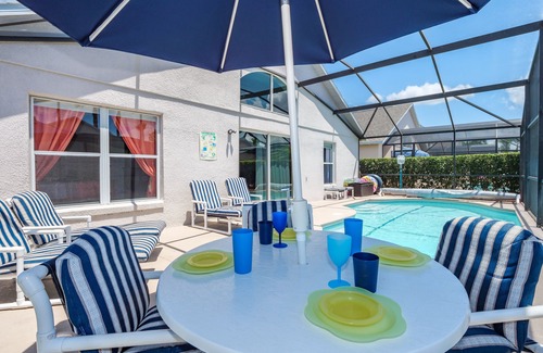 Lake Berkley Casa | Actualizado 5/3 en el lago Berkley, piscina orientada al sur, sala de juegos, apto para familias