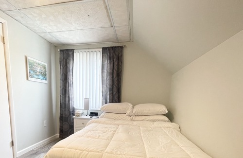 Lancaster Casa | Updated Cape Cod in the heart of Lancaster, NY