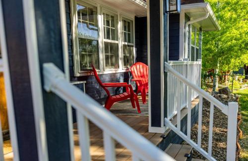 Casper Casa | Updated Central Cottage