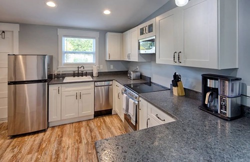 St. Augustine Casa | Updated Cottage in Heart of Town! / Park & Walk