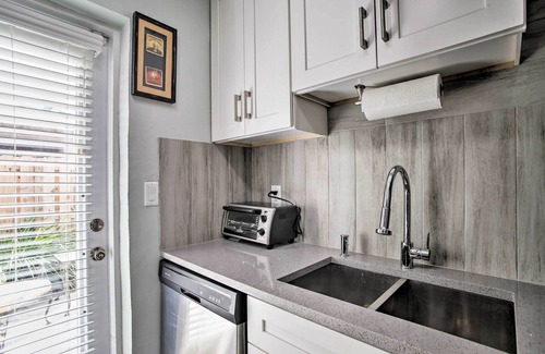 Middle River Terrace Apartamento | ¡NUEVO! Apt actualizado 3Mi de Las Olas Blvd + The Beach