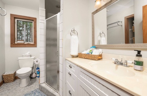 Central Lake Cabina | Updated for large groups on private lot. Right next to world famous Torch Lake!