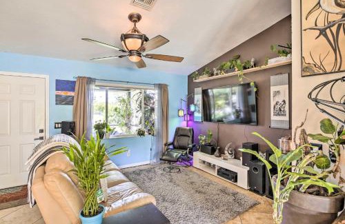San Carlos Park Casa | Updated Fort Myers Escape with Screened Lanai!