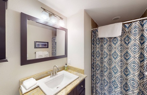 Columbia City Casa | Updated home 2 blocks from the light rail with hot tub, firepit & lovely patio