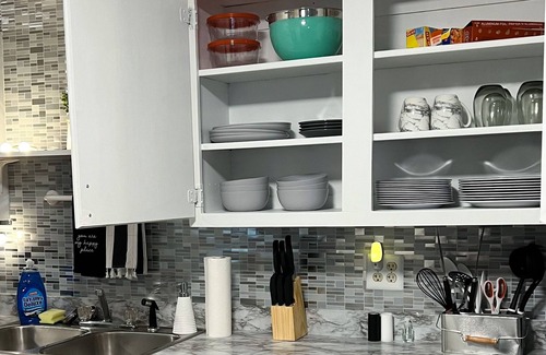 Bangor Casa | Updated house close to downtown and the airport.