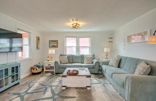 Kitty Hawk Casa | Updated Kitty Hawk Semi-Oceanfront with Ocean Views