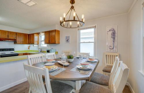 Kitty Hawk Casa | Updated Kitty Hawk Semi-Oceanfront with Ocean Views