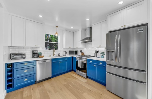 Edgemar - Pacific Manor Casa | Updated Lux Mid-Century Modern Home 0.5mi to Beach