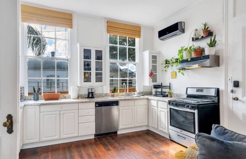Faubourg Marigny Condominio | Updated Marginy Condo | Beautiful Outdoor Patio