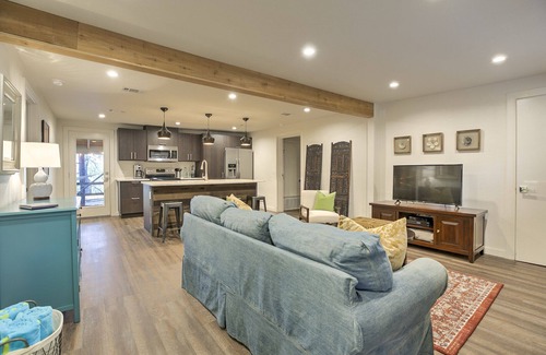 Yacht Harbor Casa | Bungalow Modern Lake Travis actualizado con acceso al lago