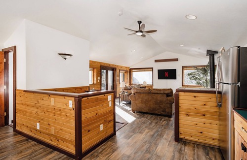 Evergreen Cabina | Updated Mountain Retreat/Stunning Views/Hot Tub/Sauna