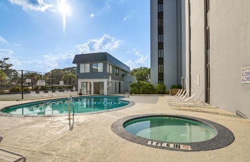 Myrtle Beach Apartamento | Updated Resort Condo, Walk to Myrtle Beach!