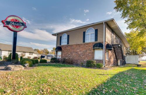 Robinson Apartamento | Updated Robinson Vacation Rental with Fireplace!