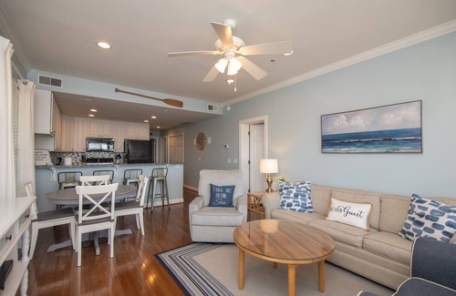Edisto Island Condominio | Updated Second Floor Condo w/ Free Pool Access; Direct Beach Access; Cable TV/WiFi Access